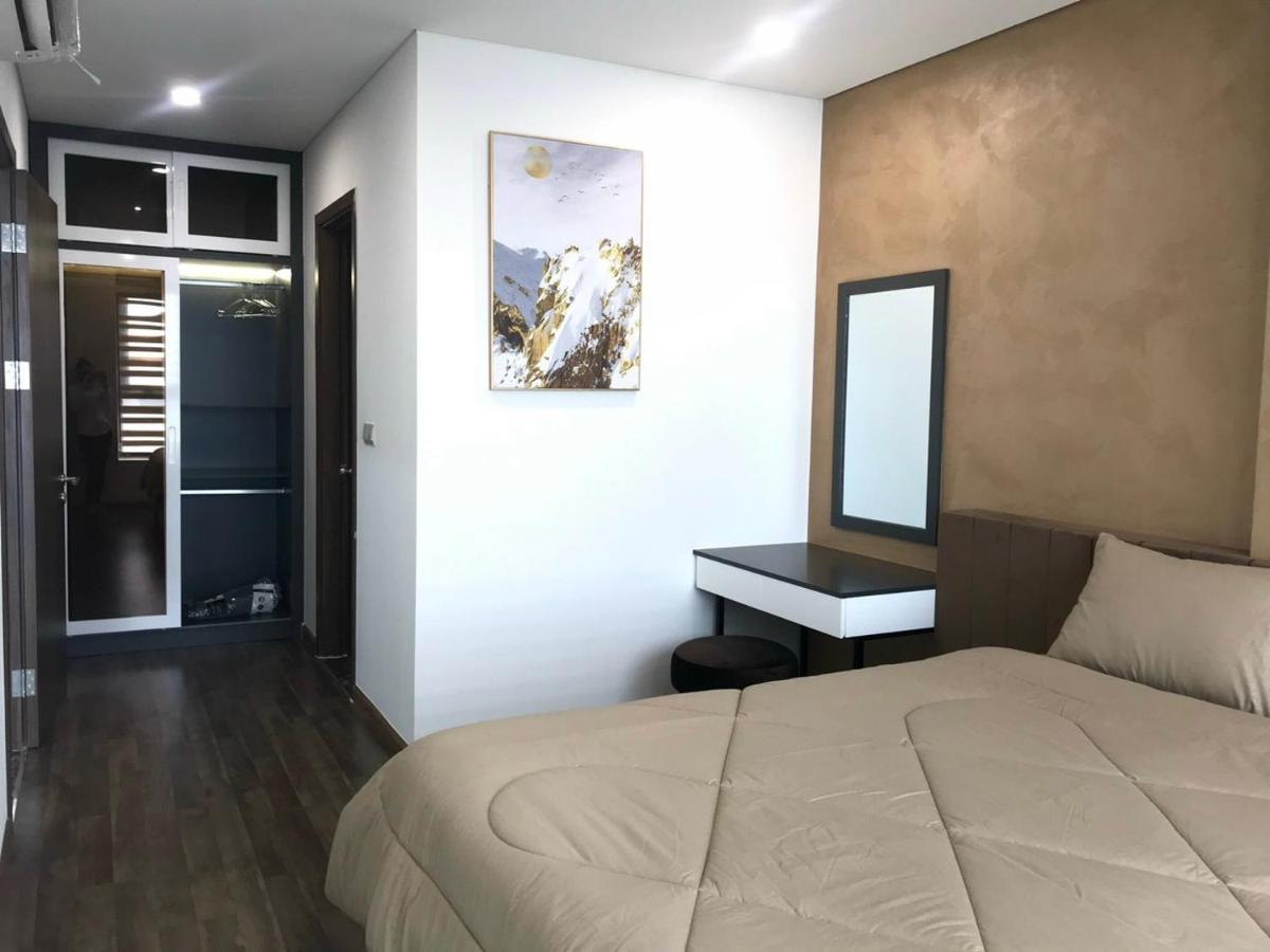 Qhome Dlux 2Pn Ho Chi Minh City Exterior photo