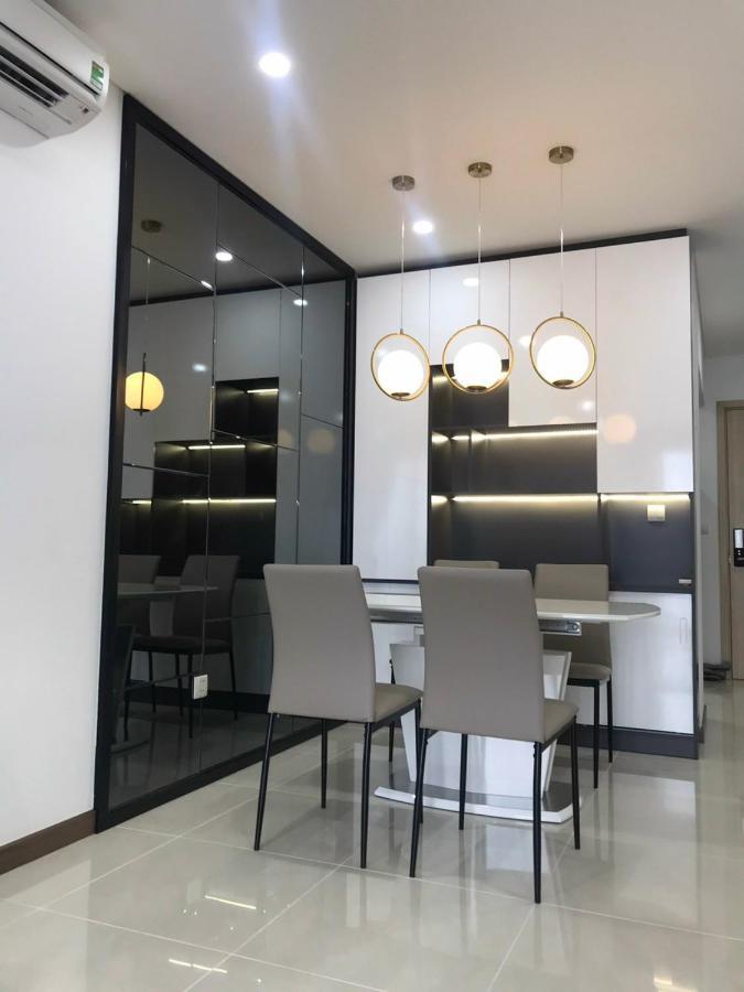 Qhome Dlux 2Pn Ho Chi Minh City Exterior photo